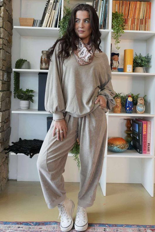 Terry B Classic Sweatshirt Stone 